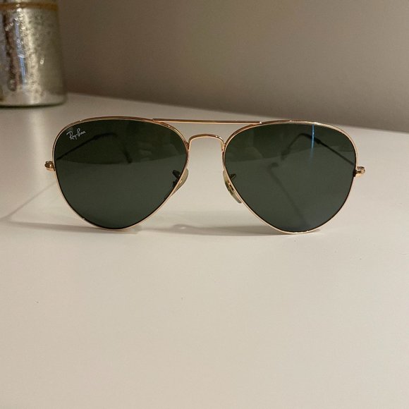 Ray Ban Aviator Classic Sunglasses - Picture 2 of 6